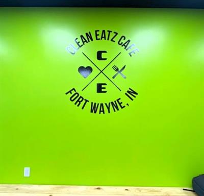 Custom vinyl wall signs Photo